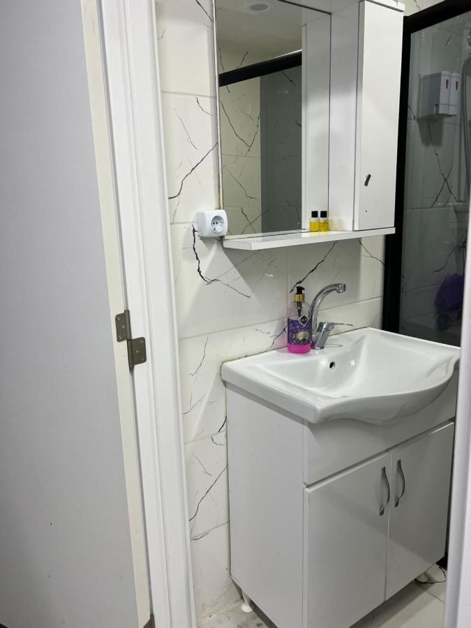 Istiklal Hostel Istanbul Exterior photo